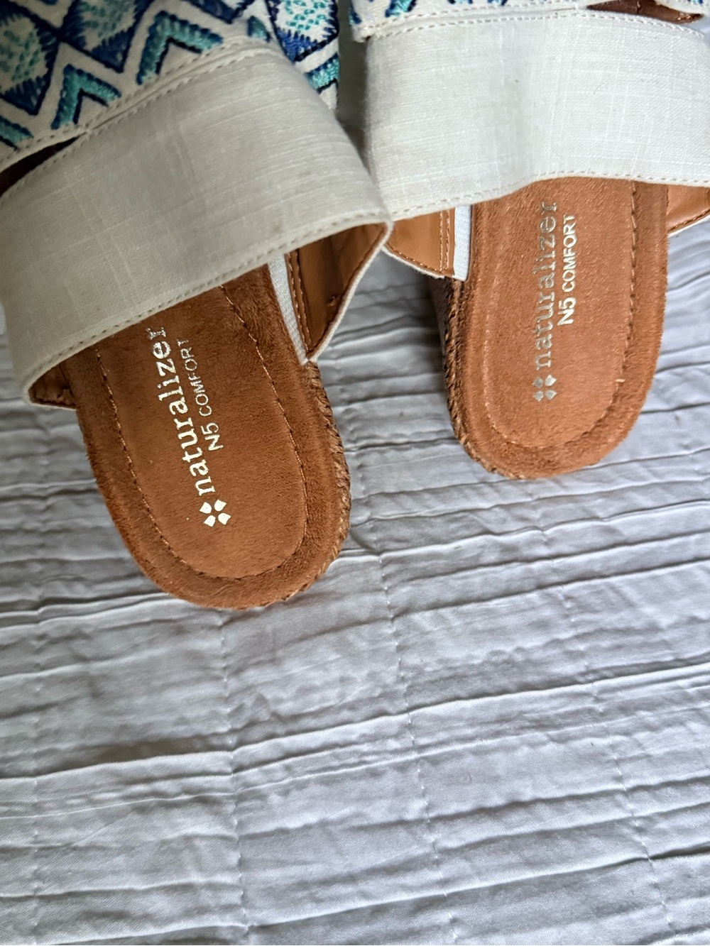 Naturalizer White Slide Sandals with Blue and Teal Embroidered Strap - Picture 6 of 7